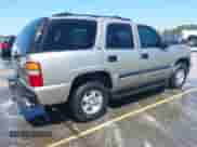 2002 Chevrolet Tahoe LT with VIN 1GNEK13Z42J275679, listed as a IAAI auction lot 42560245 with 283,711 mi miles and . Bid and sale history available at DreamBid. Image 4.