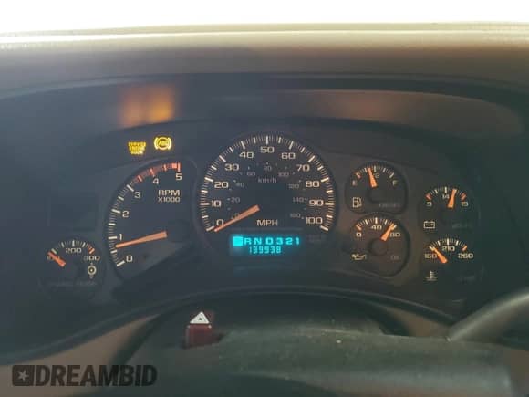 2002 Chevrolet Silverado 2500HD LT с VIN 1GCHK29192E224989, выставлен на аукционе Copart как лот 58627385 с пробегом 139 938 миль миль и Чистый • Clean title. История ставок и продаж доступна на DreamBid. Изображение 9.