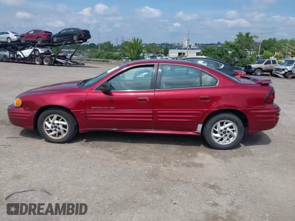 2001 Pontiac Grand Am SE1 с VIN 1G2NF52E71M677961, выставлен на аукционе IAAI как лот 42975753 с пробегом 139 143 миль миль и . История ставок и продаж доступна на DreamBid. Изображение 14.