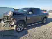 2015 Ram 1500 Laramie z VIN 1C6RR7NT5FS606360, wystawiony jako Copart lot #70558325 z przebiegiem 155 346 mil mil oraz Szkoda całkowita • Salvage title. Historia ofert i sprzedaży dostępna na DreamBid. Obrazek 1.