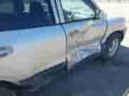2004 Hyundai Santa Fe GLS с VIN KM8SC13E74U687548, выставлен на аукционе IAAI как лот 41979452 с пробегом 160 807 миль миль и . История ставок и продаж доступна на DreamBid. Изображение 6.