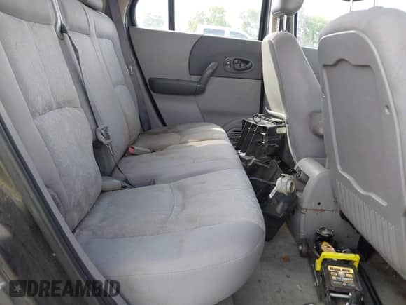 2003 Saturn VUE с VIN 5GZCZ23D23S912164, выставлен на аукционе IAAI как лот 42618213 с пробегом 280 136 миль миль и . История ставок и продаж доступна на DreamBid. Изображение 8.