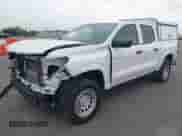 2024 Chevrolet Colorado 2WD Work Truck z VIN 1GCGSBECXR1148879, wystawiony jako IAAI lot #42126574 z przebiegiem 209 mil mil oraz . Historia ofert i sprzedaży dostępna na DreamBid. Obrazek 18.