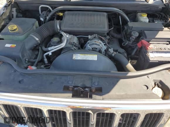 2007 Jeep Commander Sport с VIN 1J8HG48NX7C693408, выставлен на аукционе Copart как лот 71632305 с пробегом 227 322 миль миль и Списание • Salvage title. История ставок и продаж доступна на DreamBid. Изображение 12.