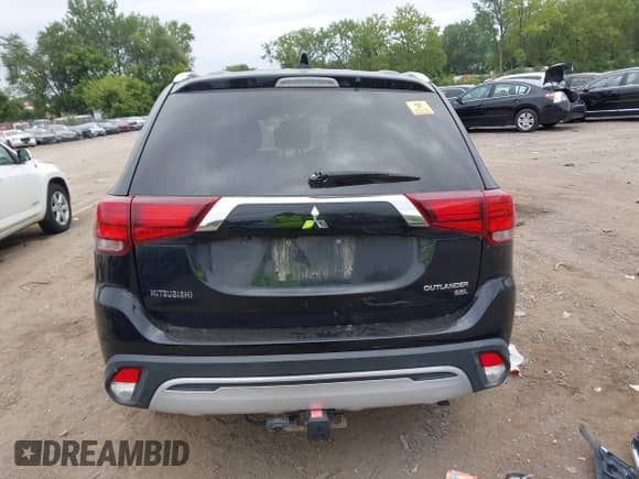 2019 Mitsubishi Outlander ES с VIN JA4AZ3A37KZ010733, выставлен на аукционе IAAI как лот 43051620 с пробегом 48 525 миль миль и . История ставок и продаж доступна на DreamBid. Изображение 16.