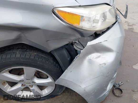 2016 Toyota Sienna LE AAS with VIN 5TDKK3DC5GS724282, listed as a IAAI auction lot 41379860 with 209,024 mi miles and . Bid and sale history available at DreamBid. Image 21.