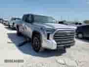 2023 Toyota Tundra Limited Hybrid z VIN 5TFJC5DB1PX028931, wystawiony jako Copart lot #71593354 z przebiegiem 21 887 mil mil oraz Szkoda całkowita • Salvage title. Historia ofert i sprzedaży dostępna na DreamBid. Obrazek 11.