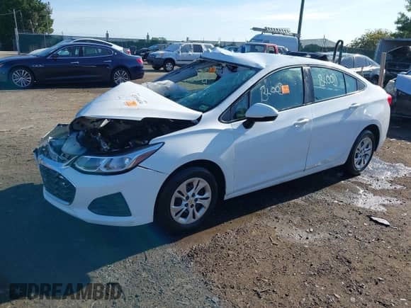 2019 Chevrolet Cruze LS с VIN 1G1BC5SM0K7111955, выставлен на аукционе IAAI как лот 43356434 с пробегом 144 562 миль миль и . История ставок и продаж доступна на DreamBid. Изображение 2.