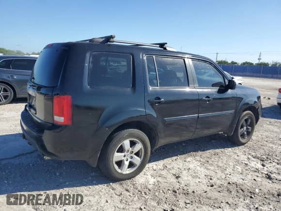 2010 Honda Pilot EX with VIN 5FNYF3H47AB013017, listed as a Copart auction lot 84544575 with 244,315 mi miles and Clean title. Bid and sale history available at DreamBid. Image 3.