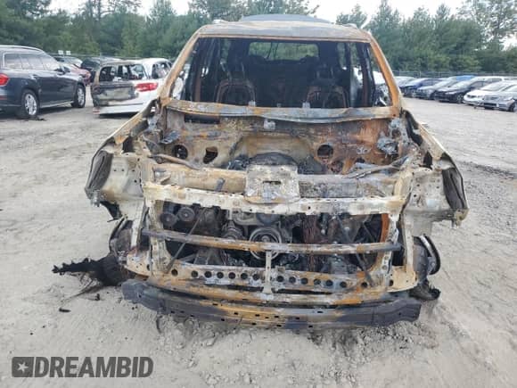 2023 Chevrolet Tahoe LT z VIN 1GNSCNKD3PR311352, wystawiony jako Copart lot #70315735 z przebiegiem Nie podano mil oraz Szkoda całkowita • Salvage title. Historia ofert i sprzedaży dostępna na DreamBid. Obrazek 5.