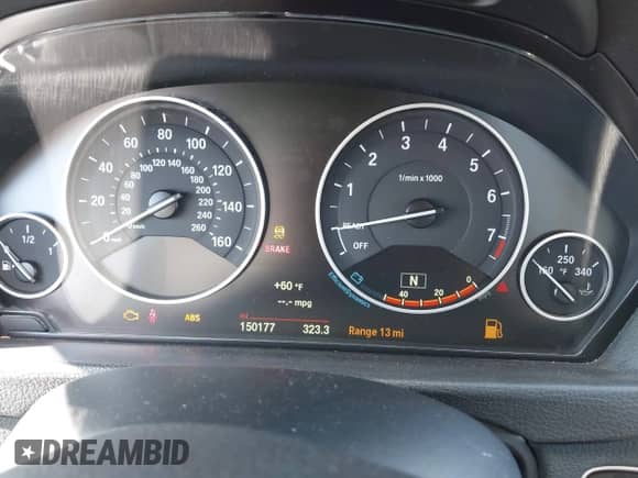 2015 BMW 3 Series 328i xDrive с VIN WBA3B5C58FF962299, выставлен на аукционе IAAI как лот 43497411 с пробегом 150 177 миль миль и . История ставок и продаж доступна на DreamBid. Изображение 7.