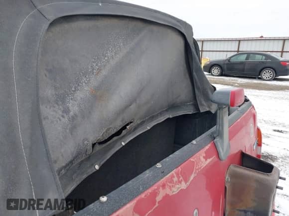 2000 Chevrolet Tracker с VIN 2CNBE186XY6906292, выставлен на аукционе IAAI как лот 41465770 с пробегом 149 874 миль миль и . История ставок и продаж доступна на DreamBid. Изображение 13.
