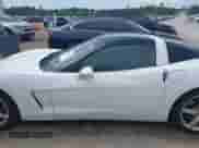 2012 Chevrolet Corvette 3LT с VIN 1G1YG2DW3C5110968, выставлен на аукционе IAAI как лот 42610660 с пробегом 62 803 миль миль и . История ставок и продаж доступна на DreamBid. Изображение 14.