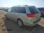2010 Toyota Sienna XLE с VIN 5TDYK4CC8AS324290, выставлен на аукционе Copart как лот 81019885 с пробегом 130 506 миль миль и Списание • Salvage title. История ставок и продаж доступна на DreamBid. Изображение 2.
