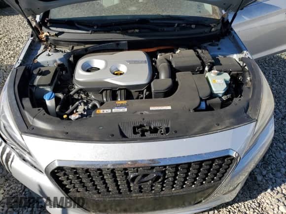 2016 Hyundai Sonata SE с VIN KMHE24L14GA012275, выставлен на аукционе Copart как лот 82573585 с пробегом 187 462 миль миль и Списание • Salvage title. История ставок и продаж доступна на DreamBid. Изображение 11.