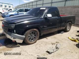2000 Chevrolet Silverado 1500 z VIN 1GCEC14W7YZ207655, wystawiony jako Copart lot #67753794 z przebiegiem 133 240 mil mil oraz Szkoda całkowita • Salvage title. Historia ofert i sprzedaży dostępna na DreamBid. Obrazek 1.
