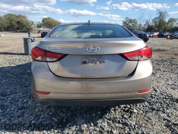 2014 Hyundai Elantra SE with VIN 5NPDH4AE7EH533677, listed as a Copart auction lot 82686285 with 129,439 mi miles and Clean title. Bid and sale history available at DreamBid. Image 6.