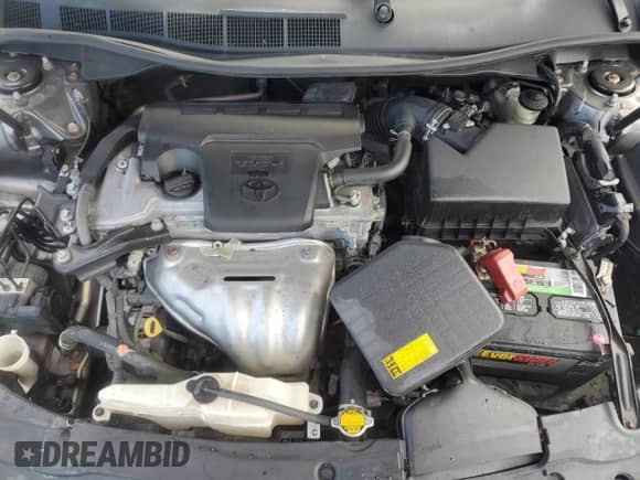 2015 Toyota Camry SE z VIN 4T1BF1FK1FU926166, wystawiony jako Copart lot #83808755 z przebiegiem Nie podano mil oraz Nie do naprawy • Non repairable. Historia ofert i sprzedaży dostępna na DreamBid. Obrazek 11.