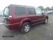 2007 Jeep Commander Sport z VIN 1J8HG48N17C550251, wystawiony jako IAAI lot #42506732 z przebiegiem 143 329 mil mil oraz . Historia ofert i sprzedaży dostępna na DreamBid. Obrazek 4.