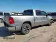 2025 Ram 1500 Laramie с VIN 1C6SRFJPXSN542426, выставлен на аукционе Copart как лот 87101845 с пробегом 6 545 миль миль и Списание • Salvage title. История ставок и продаж доступна на DreamBid. Изображение 3.