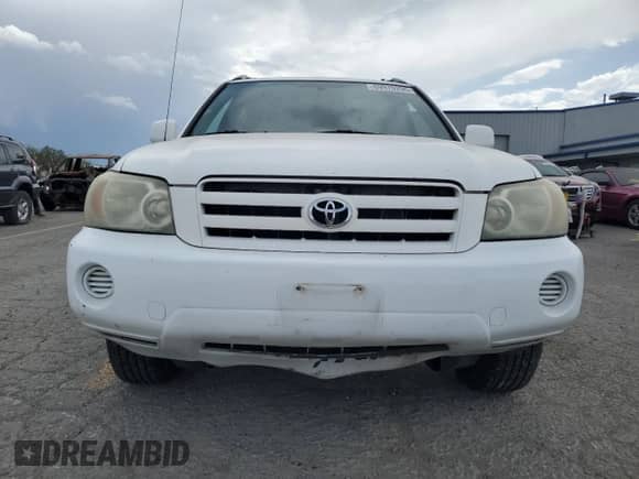 2005 Toyota Highlander с VIN JTEGP21A450049718, выставлен на аукционе Copart как лот 69970295 с пробегом 282 142 миль миль и Списание • Salvage title. История ставок и продаж доступна на DreamBid. Изображение 5.