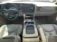 2004 Chevrolet Suburban Z71 z VIN 3GNFK16Z64G192680, wystawiony jako Copart lot #61757455 z przebiegiem 257 517 mil mil oraz Szkoda całkowita • Salvage title. Historia ofert i sprzedaży dostępna na DreamBid. Obrazek 8.