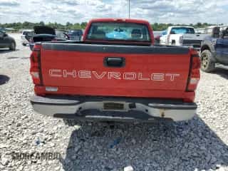 2006 Chevrolet Silverado 1500 Work Truck z VIN 1GCEC14V86Z113837, wystawiony jako Copart lot #70053145 z przebiegiem 261 633 mil mil oraz Szkoda całkowita • Salvage title. Historia ofert i sprzedaży dostępna na DreamBid. Obrazek 6.