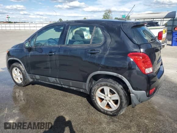 2017 Chevrolet Trax LS z VIN 3GNCJNSB4HL278041, wystawiony jako Copart lot #71124045 z przebiegiem 133 318 mil mil oraz Czysty tytuł • Clean title. Historia ofert i sprzedaży dostępna na DreamBid. Obrazek 2.