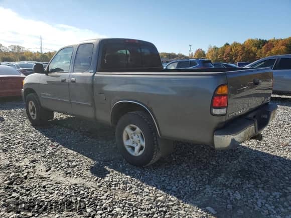 2004 Toyota Tundra SR5 z VIN 5TBBT44184S452719, wystawiony jako Copart lot #89925925 z przebiegiem 126 745 mil mil oraz Czysty tytuł • Clean title. Historia ofert i sprzedaży dostępna na DreamBid. Obrazek 2.