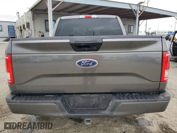 2016 Ford F-150 XL z VIN 1FTEW1CP0GKF85048, wystawiony jako Copart lot #58833625 z przebiegiem 129 257 mil mil oraz Szkoda całkowita • Salvage title. Historia ofert i sprzedaży dostępna na DreamBid. Obrazek 6.