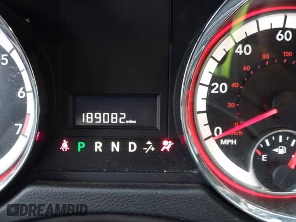 2014 Dodge Grand Caravan SE with VIN 2C4RDGBG6ER458881, listed as a IAAI auction lot 43574110 with 189,082 mi miles and . Bid and sale history available at DreamBid. Image 7.