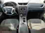 2017 Chevrolet Traverse LT z VIN 1GNKRGKD5HJ318765, wystawiony jako Copart lot #80998365 z przebiegiem 141 565 mil mil oraz Szkoda całkowita • Salvage title. Historia ofert i sprzedaży dostępna na DreamBid. Obrazek 8.