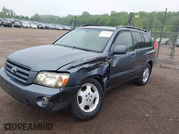 2005 Toyota Highlander с VIN JTEEP21A350069286, выставлен на аукционе IAAI как лот 42313920 с пробегом 206 847 миль миль и . История ставок и продаж доступна на DreamBid. Изображение 17.