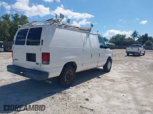 2012 Ford Econoline Cargo Recreational with VIN 1FTNE2EL1CDB10445, listed as a IAAI auction lot 42181508 with 122,155 mi miles and . Bid and sale history available at DreamBid. Image 4.