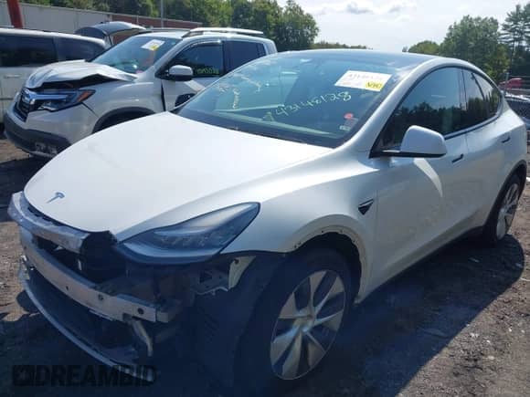 2020 Tesla Model Y Long Range с VIN 5YJYGDEE8LF035966, выставлен на аукционе IAAI как лот 43148128 с пробегом 107 508 миль миль и . История ставок и продаж доступна на DreamBid. Изображение 2.