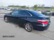 2015 Toyota Camry SE z VIN 4T1BF1FK7FU045200, wystawiony jako IAAI lot #43292496 z przebiegiem 159 958 mil mil oraz . Historia ofert i sprzedaży dostępna na DreamBid. Obrazek 3.