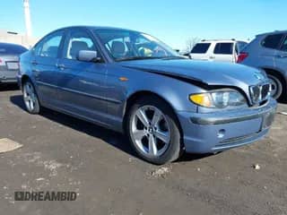 2004 BMW 3 Series 325xi with VIN WBAEU33494PR11612, listed as a IAAI auction lot 41805426 with 60,650 mi miles and . Bid and sale history available at DreamBid. Image 1.