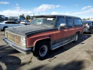 1988 Chevrolet Suburban с VIN 1GNGR26K1JF150407, выставлен на аукционе Copart как лот 81728774 с пробегом 27 783 миль миль и На запчасти • Non repairable. История ставок и продаж доступна на DreamBid. Изображение 1.