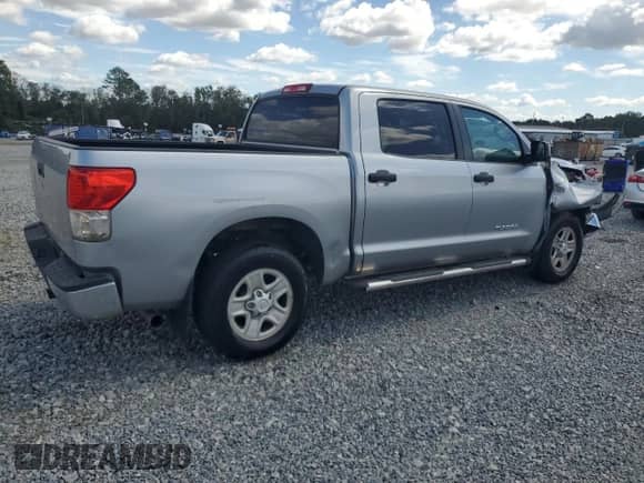 2011 Toyota Tundra z VIN 5TFEY5F10BX114151, wystawiony jako Copart lot #85832145 z przebiegiem 177 884 mil mil oraz Szkoda całkowita • Salvage title. Historia ofert i sprzedaży dostępna na DreamBid. Obrazek 3.