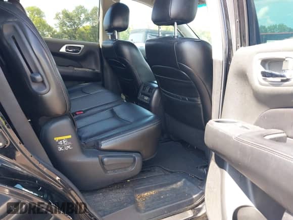 2013 Nissan Pathfinder SV with VIN 5N1AR2MNXDC653429, listed as a IAAI auction lot 42961959 with 322,858 mi miles and . Bid and sale history available at DreamBid. Image 8.