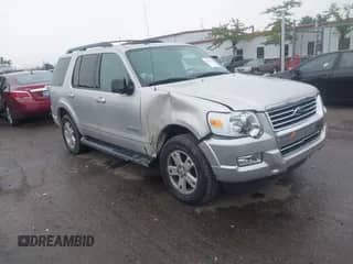 2008 Ford Explorer XLT с VIN 1FMEU73E48UB24413, выставлен на аукционе IAAI как лот 43027126 с пробегом 90 867 миль миль и . История ставок и продаж доступна на DreamBid. Изображение 1.