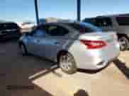 2017 Nissan Sentra SV z VIN 3N1AB7AP0HL668613, wystawiony jako Copart lot #84289935 z przebiegiem 94 553 mil mil oraz Szkoda całkowita • Salvage title. Historia ofert i sprzedaży dostępna na DreamBid. Obrazek 2.