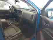 2021 Chevrolet Colorado 4WD Z71 z VIN 1GCGTDEN7M1141049, wystawiony jako IAAI lot #41223962 z przebiegiem 62 114 mil mil oraz . Historia ofert i sprzedaży dostępna na DreamBid. Obrazek 5.