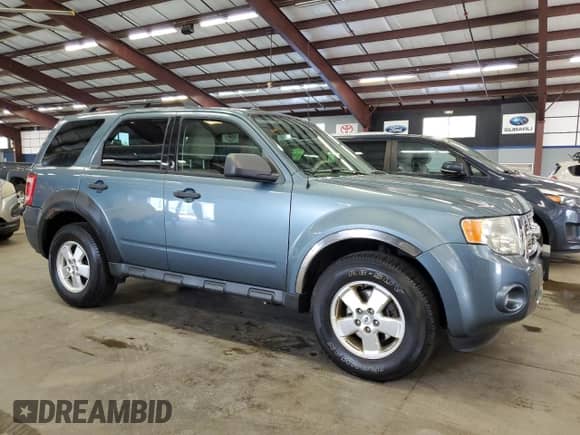 2011 Ford Escape XLT с VIN 1FMCU9DG9BKA42635, выставлен на аукционе Copart как лот 84235825 с пробегом 129 725 миль миль и Чистый • Clean title. История ставок и продаж доступна на DreamBid. Изображение 4.