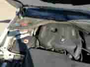 2017 BMW 3 Series 330i z VIN WBA8B9G59HNU48557, wystawiony jako Copart lot #81711665 z przebiegiem 98 931 mil mil oraz Czysty tytuł • Clean title. Historia ofert i sprzedaży dostępna na DreamBid. Obrazek 13.