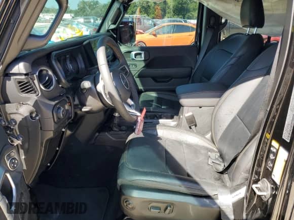 2025 Jeep Wrangler Sahara с VIN 1C4PJXEN4SW508884, выставлен на аукционе Copart как лот 80280975 с пробегом 10 265 миль миль и Списание • Salvage title. История ставок и продаж доступна на DreamBid. Изображение 7.