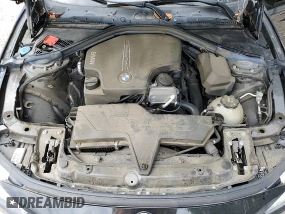 2018 BMW 3 Series 320i with VIN WBA8E1G54JNU91122, listed as a Copart auction lot 70122125 with 84,784 mi miles and Salvage title. Bid and sale history available at DreamBid. Image 11.