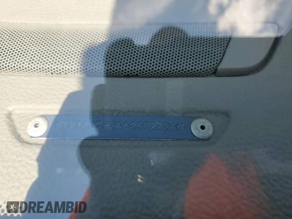 2006 Volvo S60 2.5L Turbo с VIN YV1RH592462552724, выставлен на аукционе Copart как лот 69133415 с пробегом 120 258 миль миль и Списание • Salvage title. История ставок и продаж доступна на DreamBid. Изображение 12.