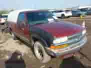 1998 Chevrolet S-10 LS with VIN 1GCCS1444WK131553, listed as a IAAI auction lot 41991278 with 203,639 mi miles and . Bid and sale history available at DreamBid. Image 1.