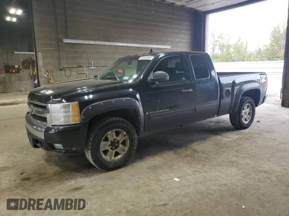 2007 Chevrolet Silverado 1500 1LT with VIN 2GCEK190171509697, listed as a Copart auction lot 80943505 with 264,365 mi miles and Clean title. Bid and sale history available at DreamBid. Image 1.